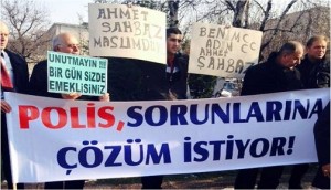 POLİSLER, SORUNLARINI DİLE GETİRMEK İÇİN BASIN AÇIKLAMASI YAPTILAR