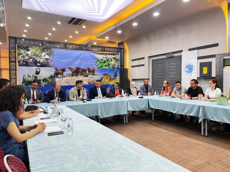 “ÇOCUKLARDA TEKNOLOJİ BAĞIMLILIĞI, OBEZİTE VE TİP 2 DİYABET TEHDİDİNE KARŞI ALINACAK ÖNLEMLER” ÇALIŞTAYI MANİSA’DA GERÇEKLEŞTİRİLDİ